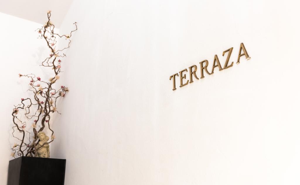 Apartamentos Mariano Ibiza Town Exterior photo