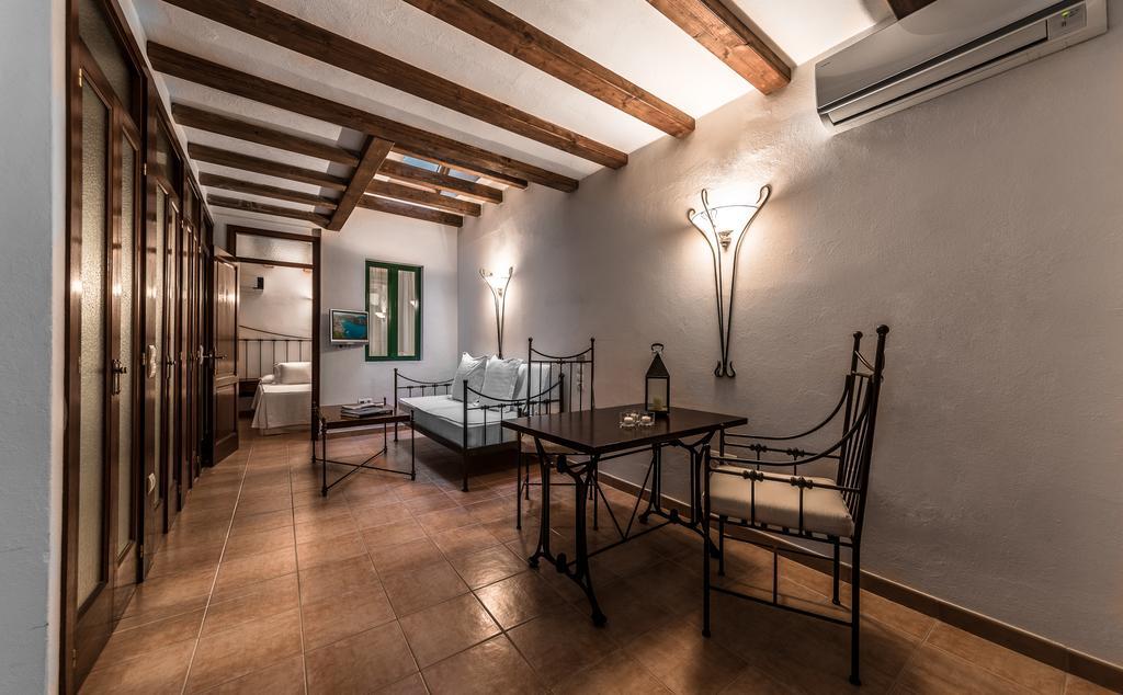 Apartamentos Mariano Ibiza Town Exterior photo